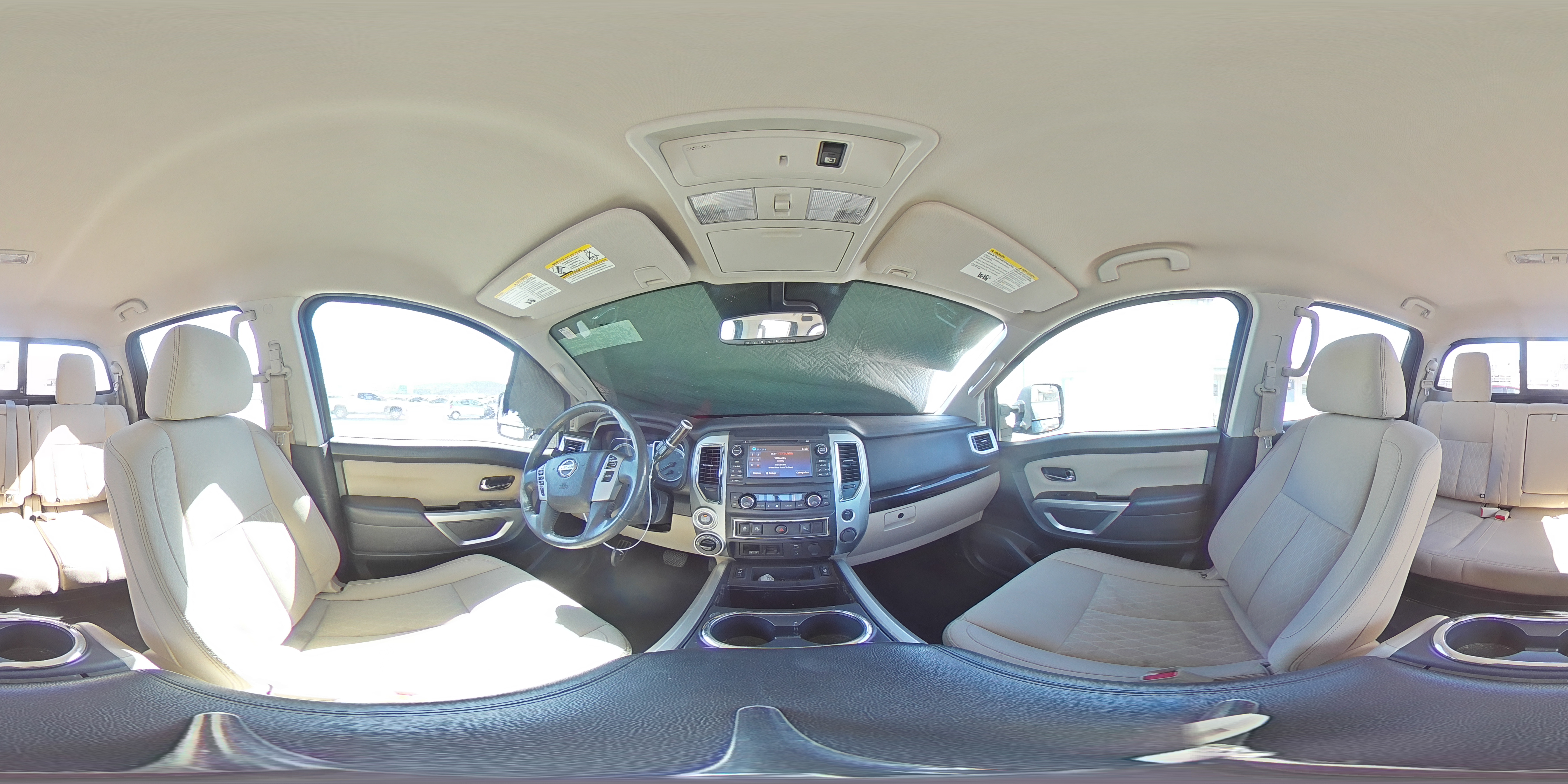 2017 Nissan Titan - Image 13