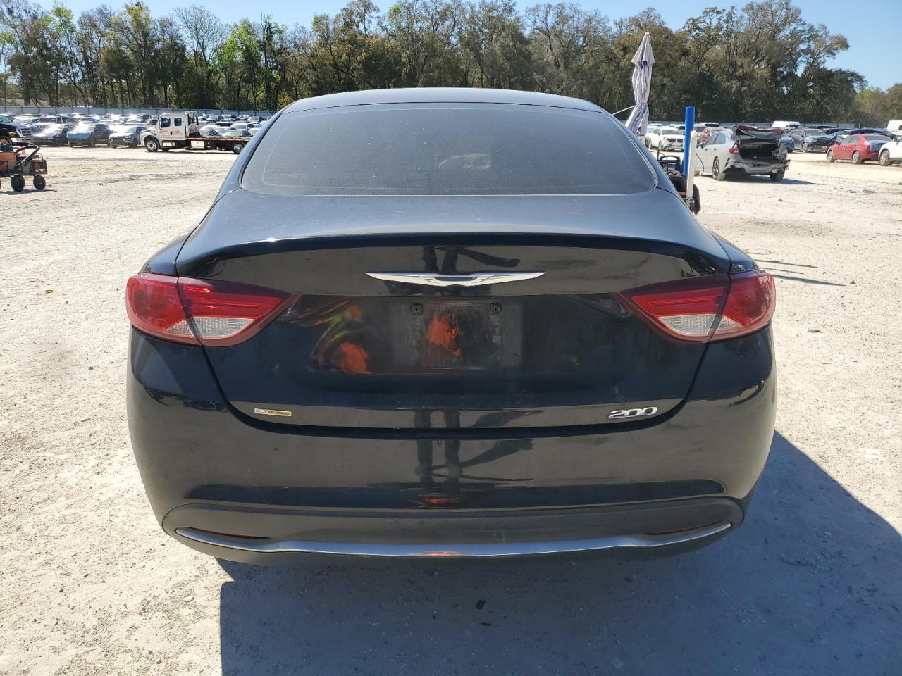 2015 Chrysler 200 - Image 6
