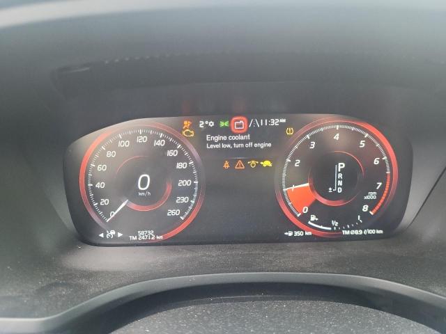 2022 VOLVO V60 CROSS COUNTRY T5 MOMENTUM