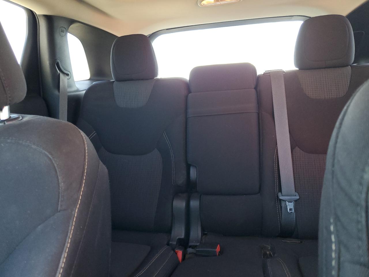 2016 Jeep Grand Cherokee - Image 10