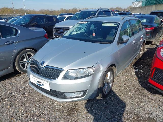 2015 SKODA OCTAVIA SE for sale at Copart ROCHFORD