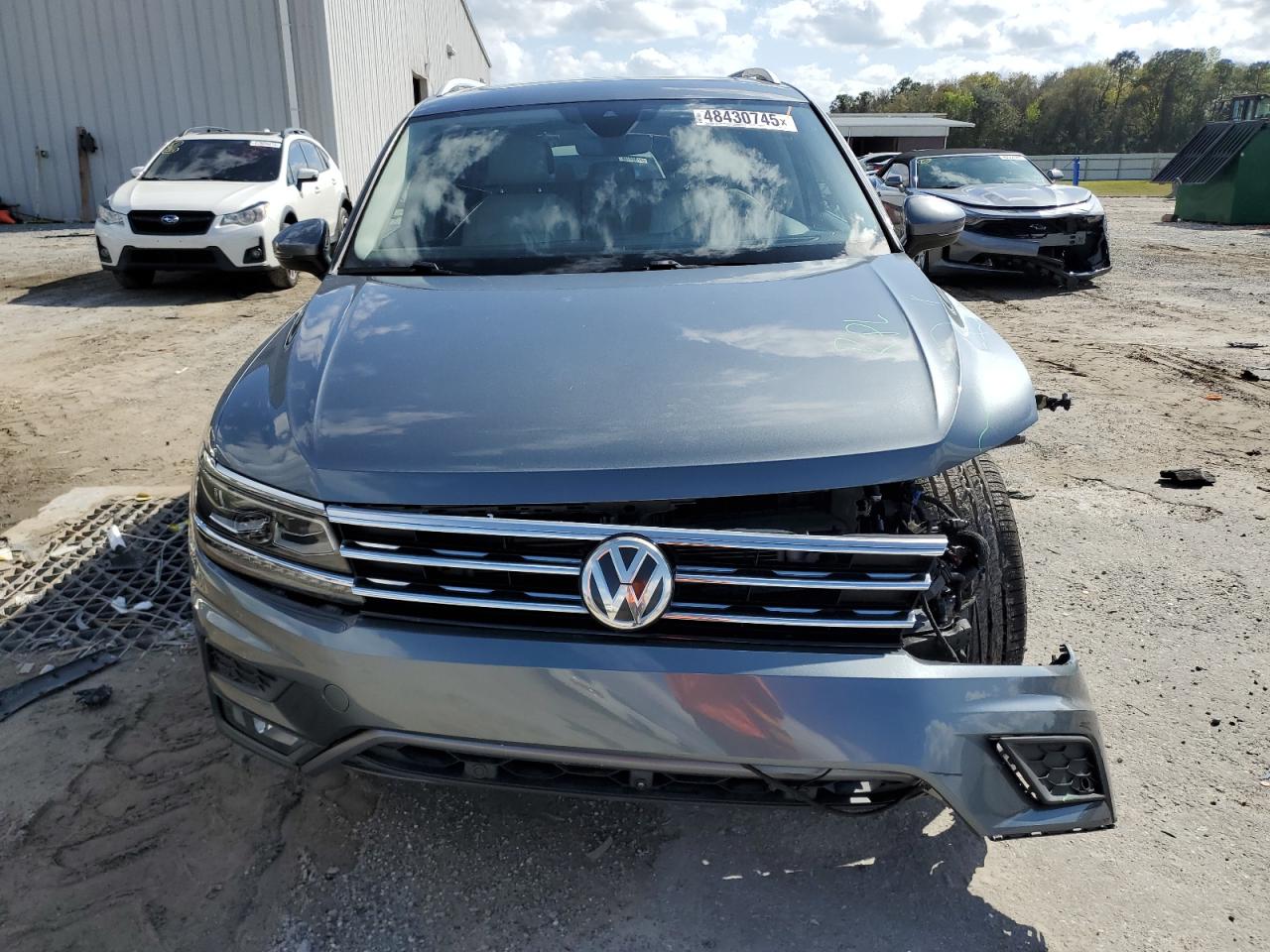 2018 Volkswagen Tiguan - Image 5