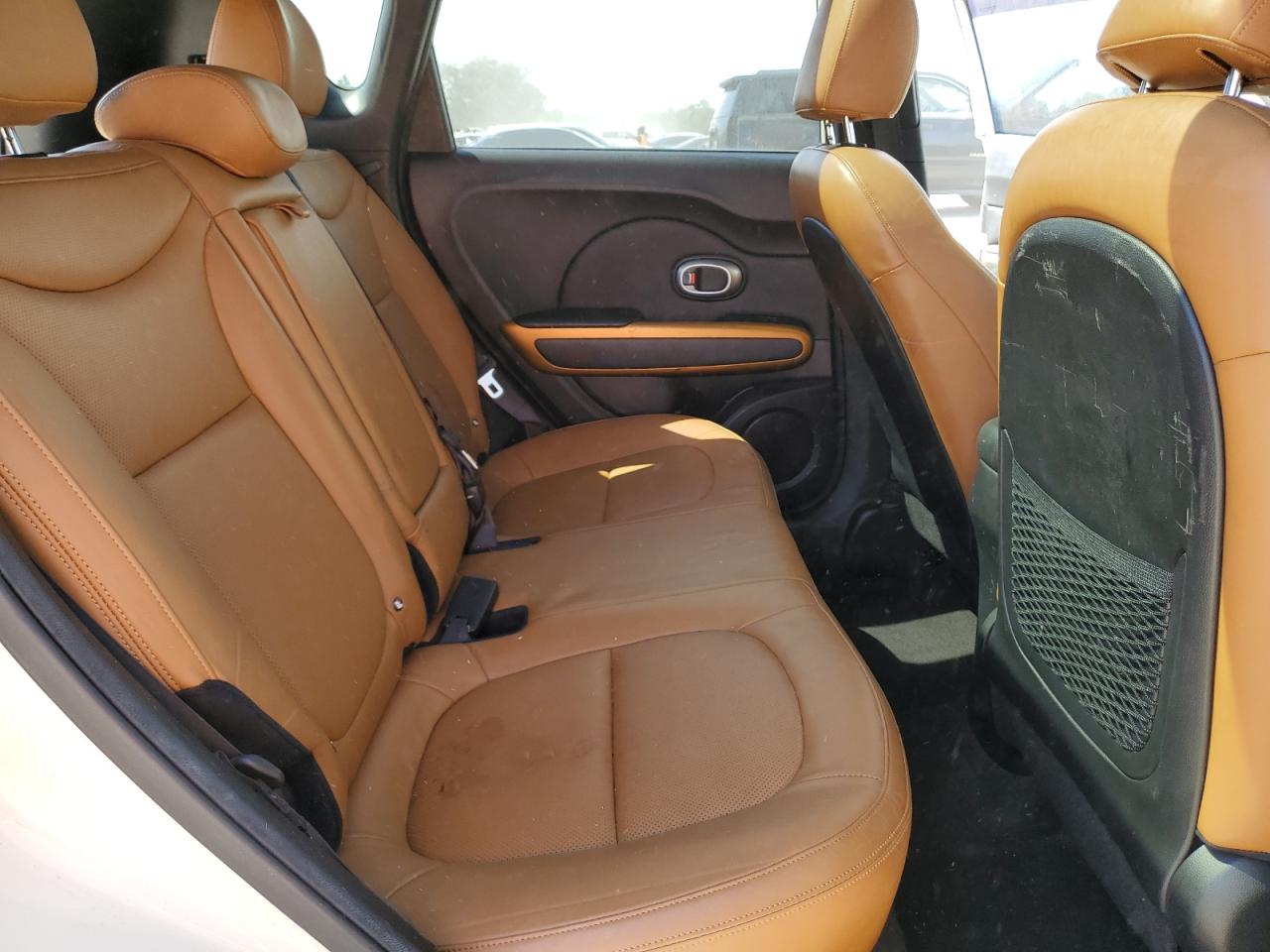 2015 Kia Soul - Image 11