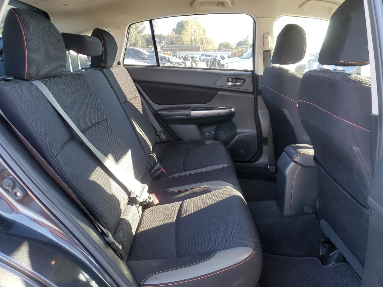 2016 Subaru XV - Image 12