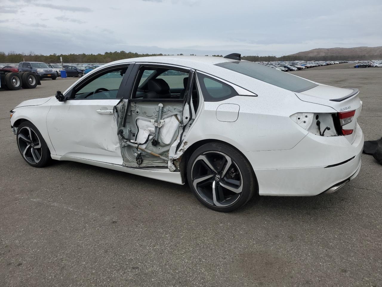 2021 Honda Accord - Image 2