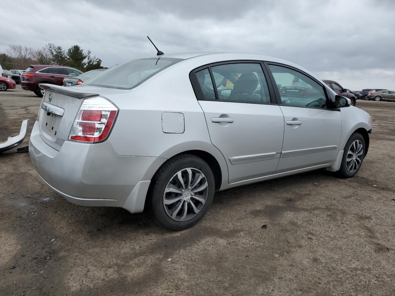 2012 Nissan Sentra - Image 3