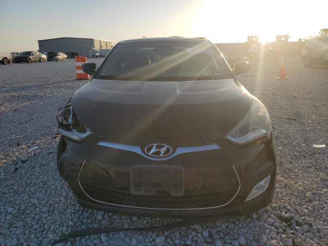  HYUNDAI VELOSTER 2016 Czarny