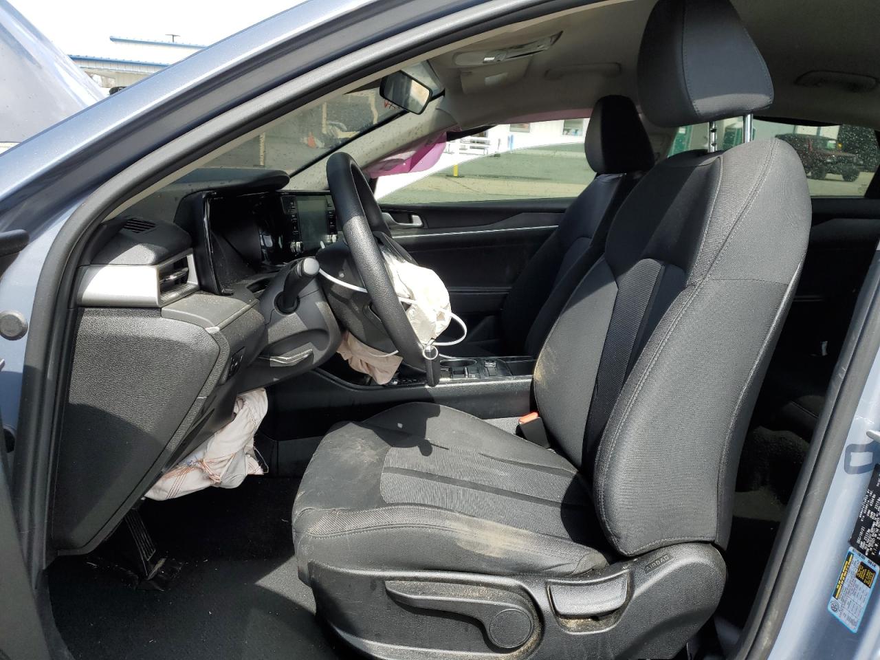 2022 Kia K5 - Image 7
