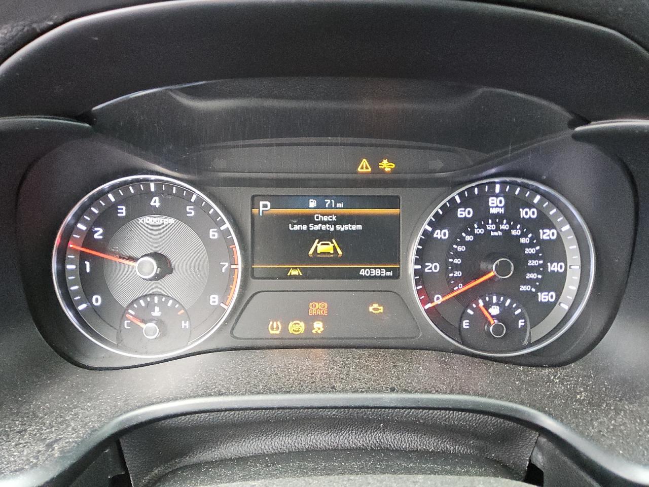 2022 Kia Forte - Image 9