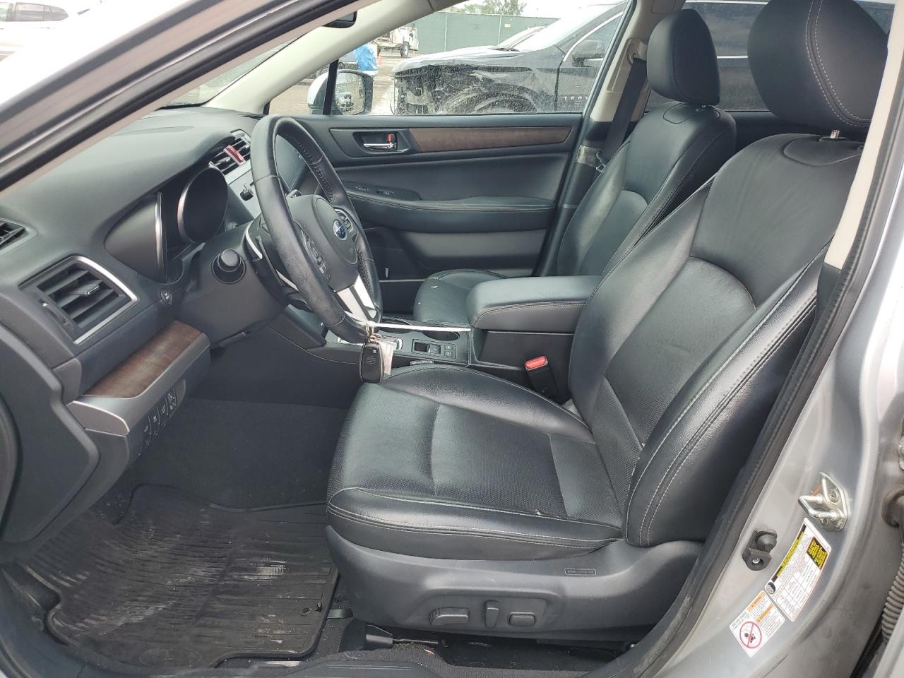 2015 Subaru Outback - Image 7