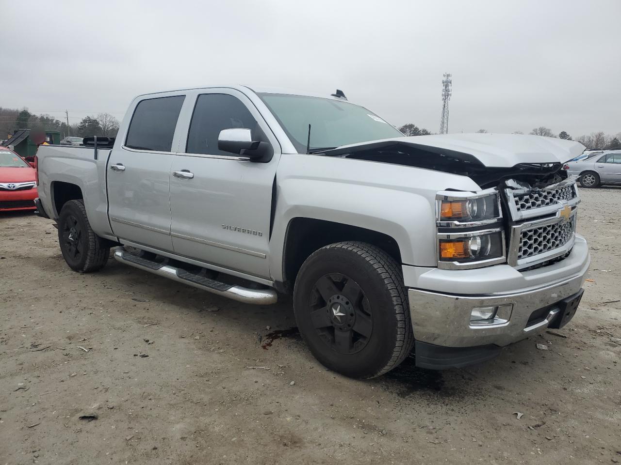 2015 Chevrolet Silverado - Image 4