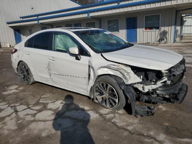  SUBARU LEGACY 2015 Белый