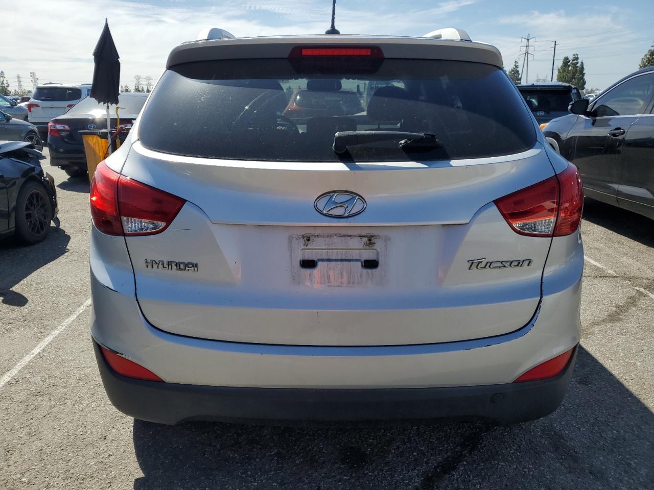 2011 Hyundai Tucson - Image 6