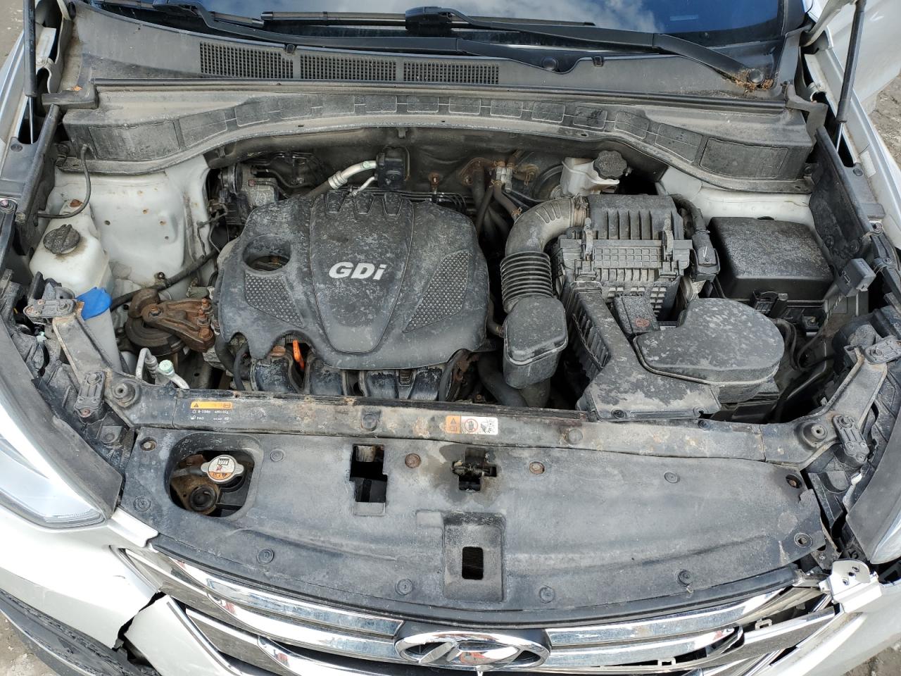 2013 Hyundai Santa Fe - Image 12