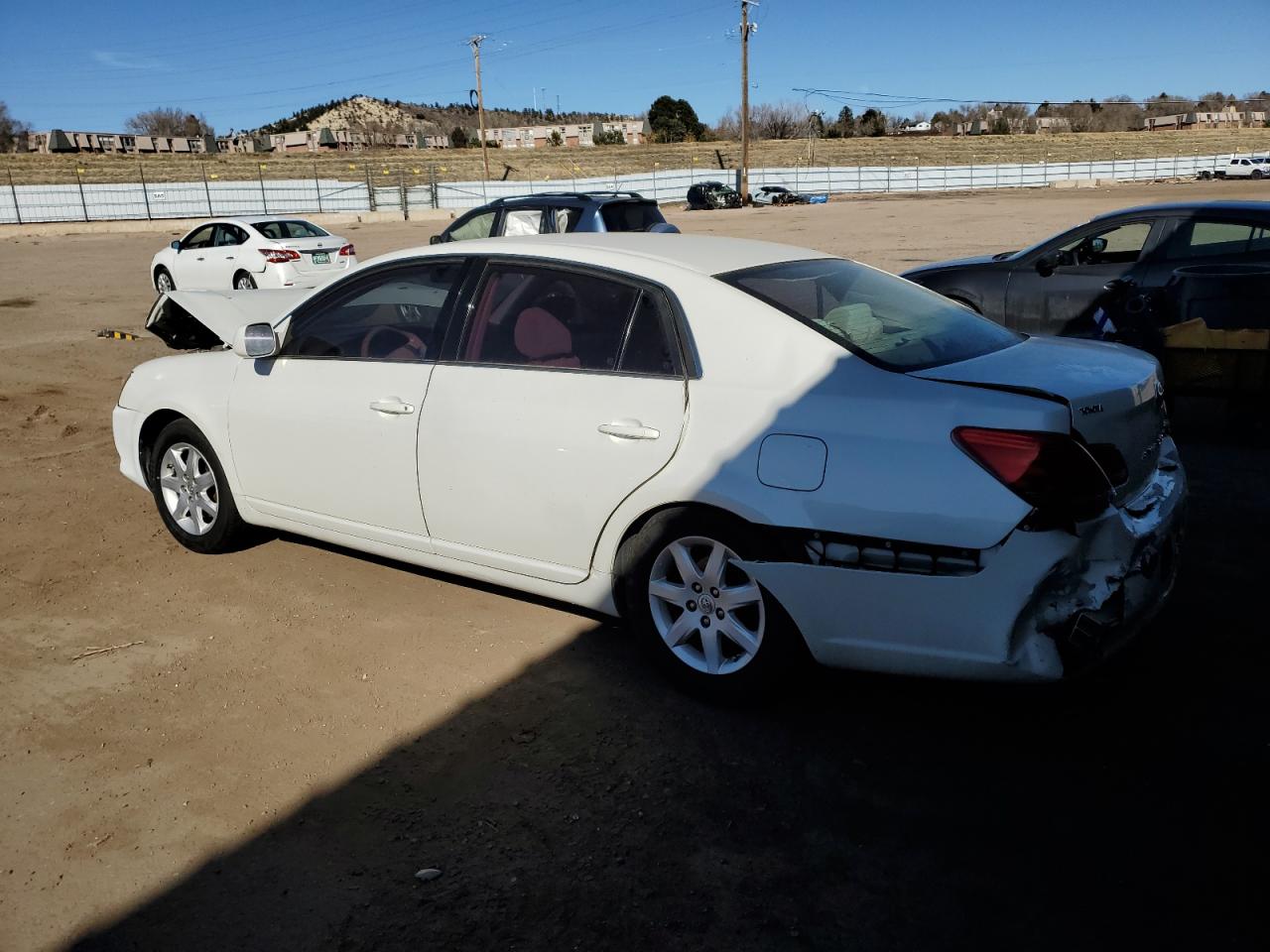 2008 Toyota Avalon - Image 2