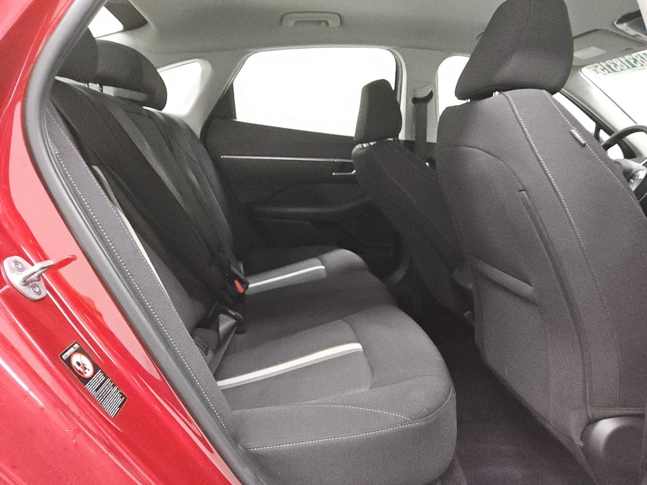2023 Hyundai Sonata - Image 10