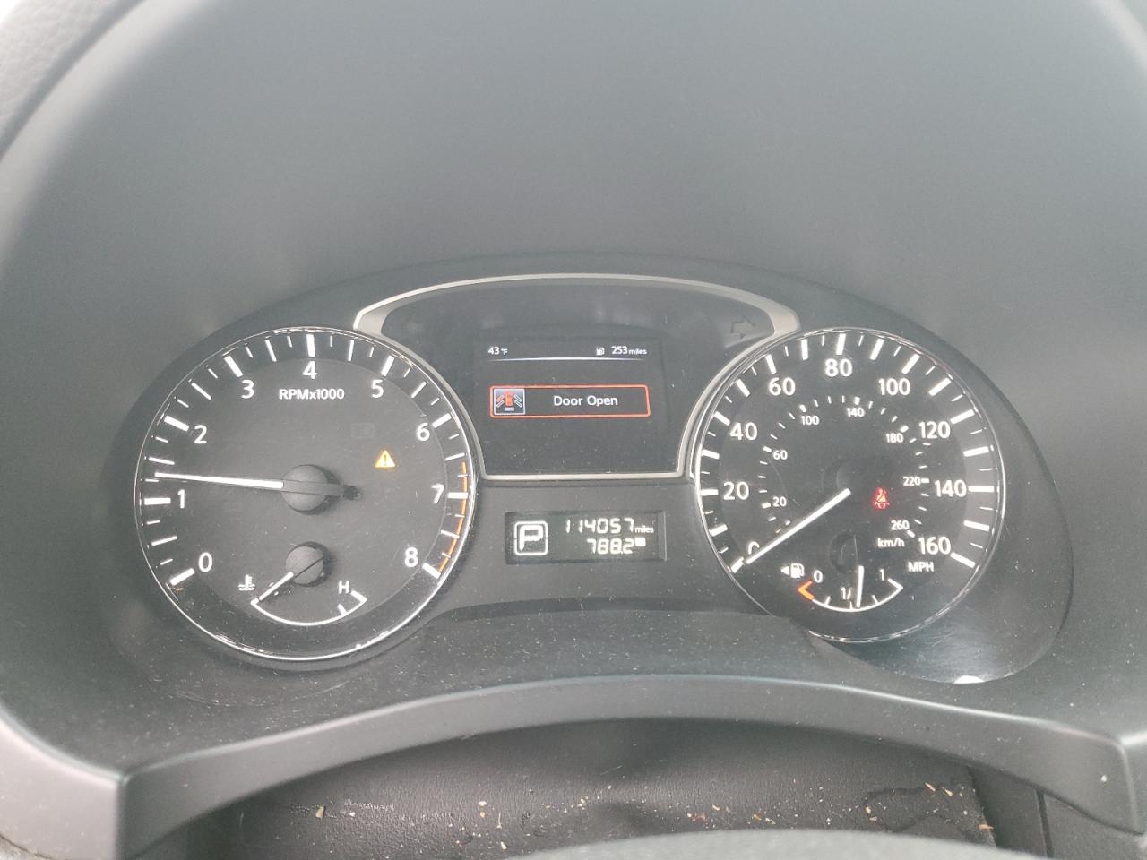 2015 Nissan Altima - Image 9