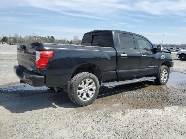 Pickups NISSAN TITAN 2016 Czarny