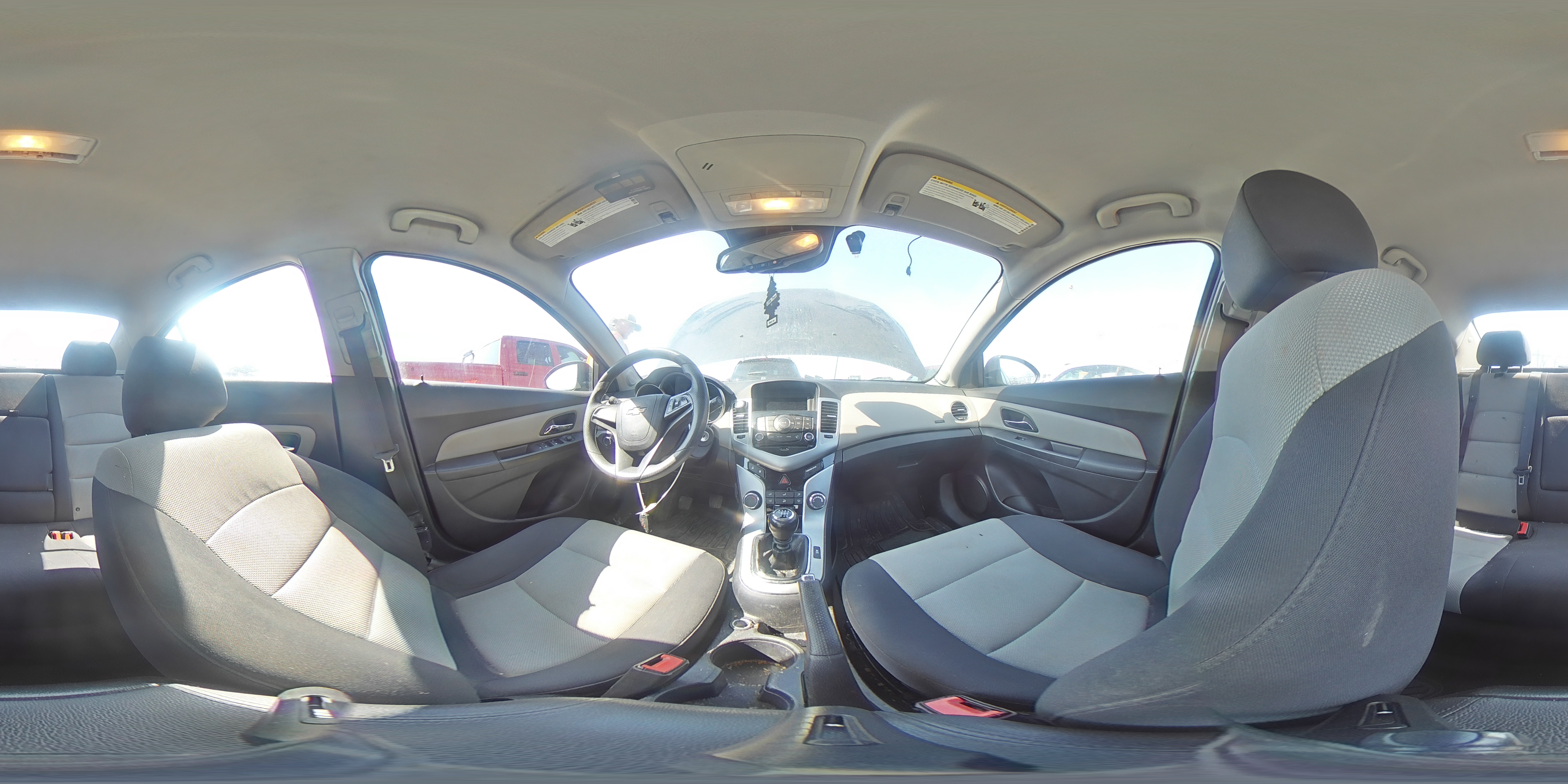 2014 Chevrolet Cruze - Image 13