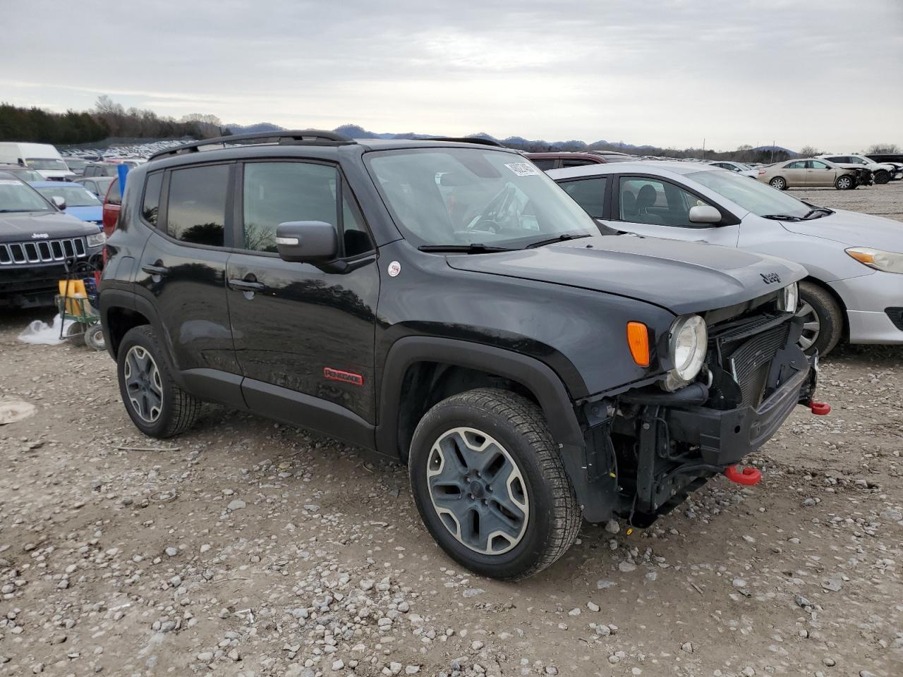 2016 Jeep Renegade - Image 4