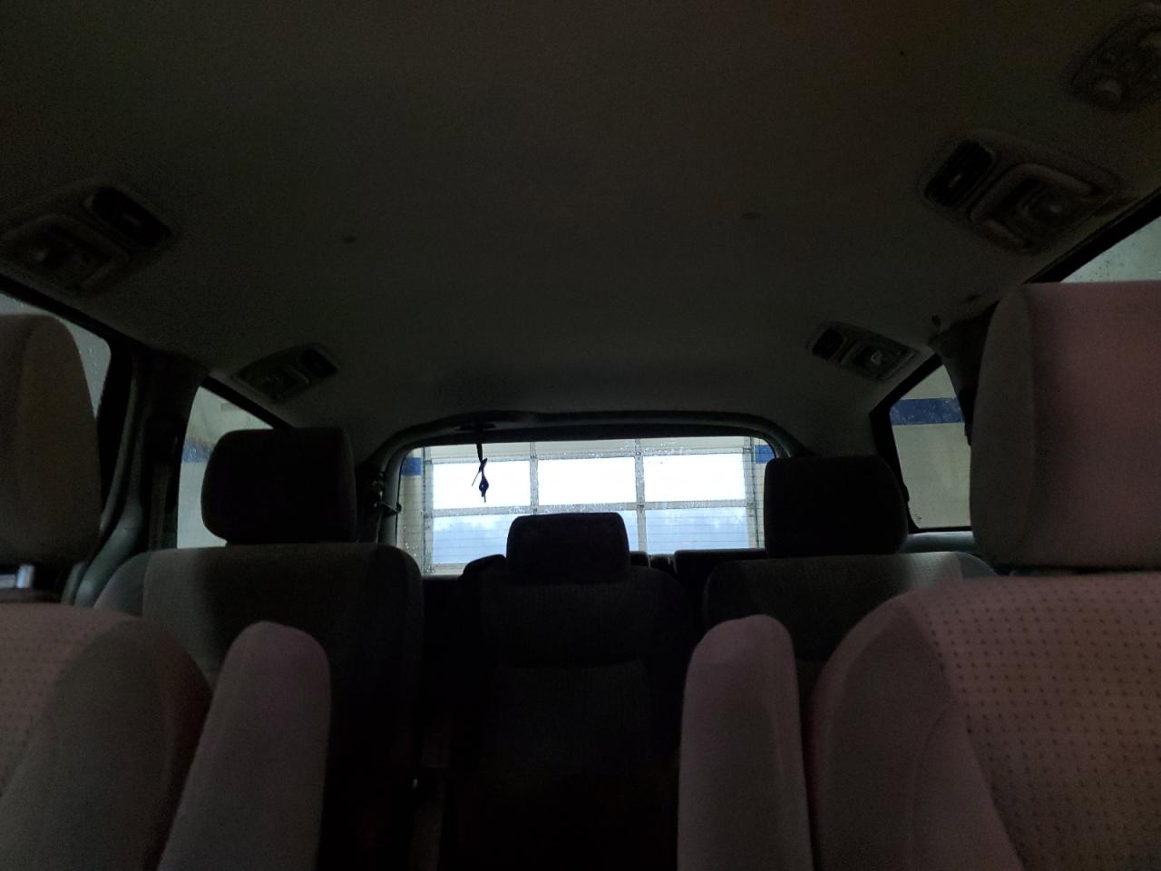2006 Toyota Sienna - Image 10
