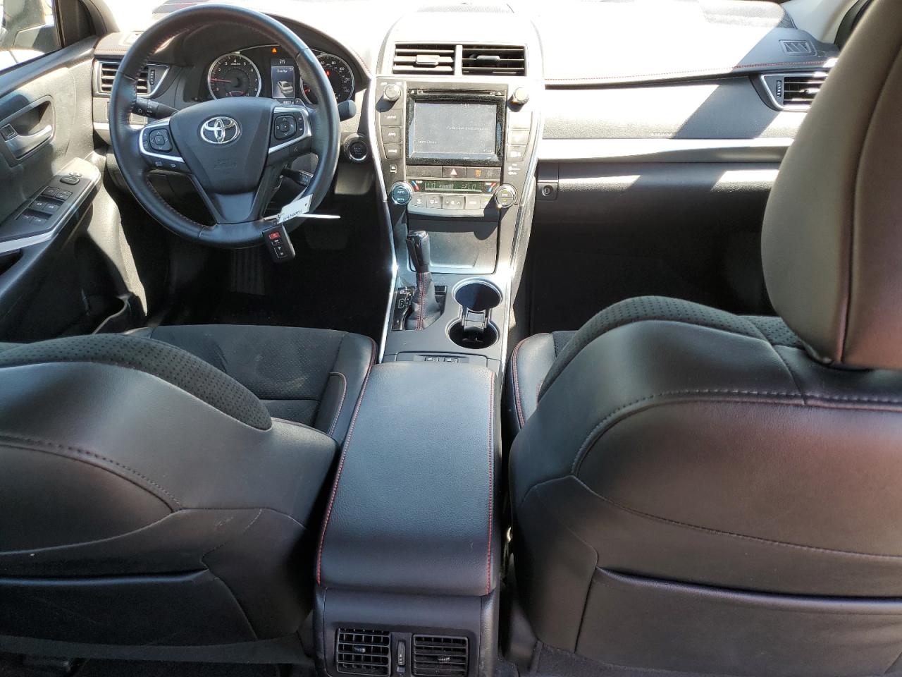 2015 Toyota Camry - Image 8
