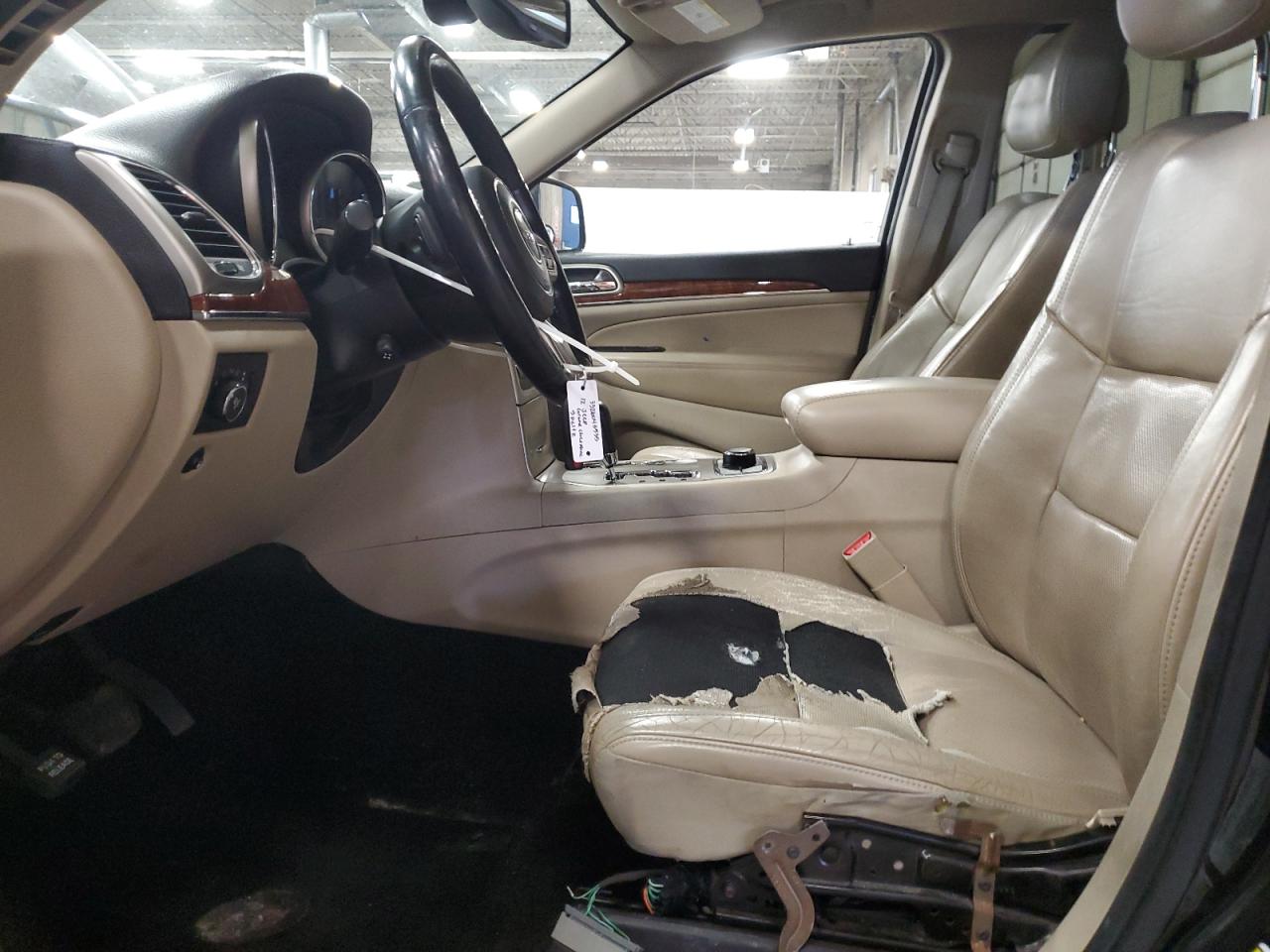 2012 Jeep Grand Cherokee - Image 7