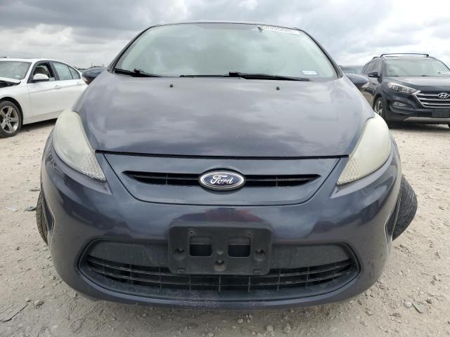 Hatchbacks FORD FIESTA 2013 Szary