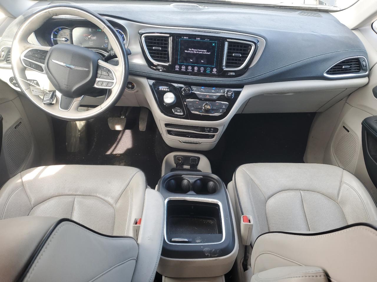 2018 Chrysler Pacifica - Image 8