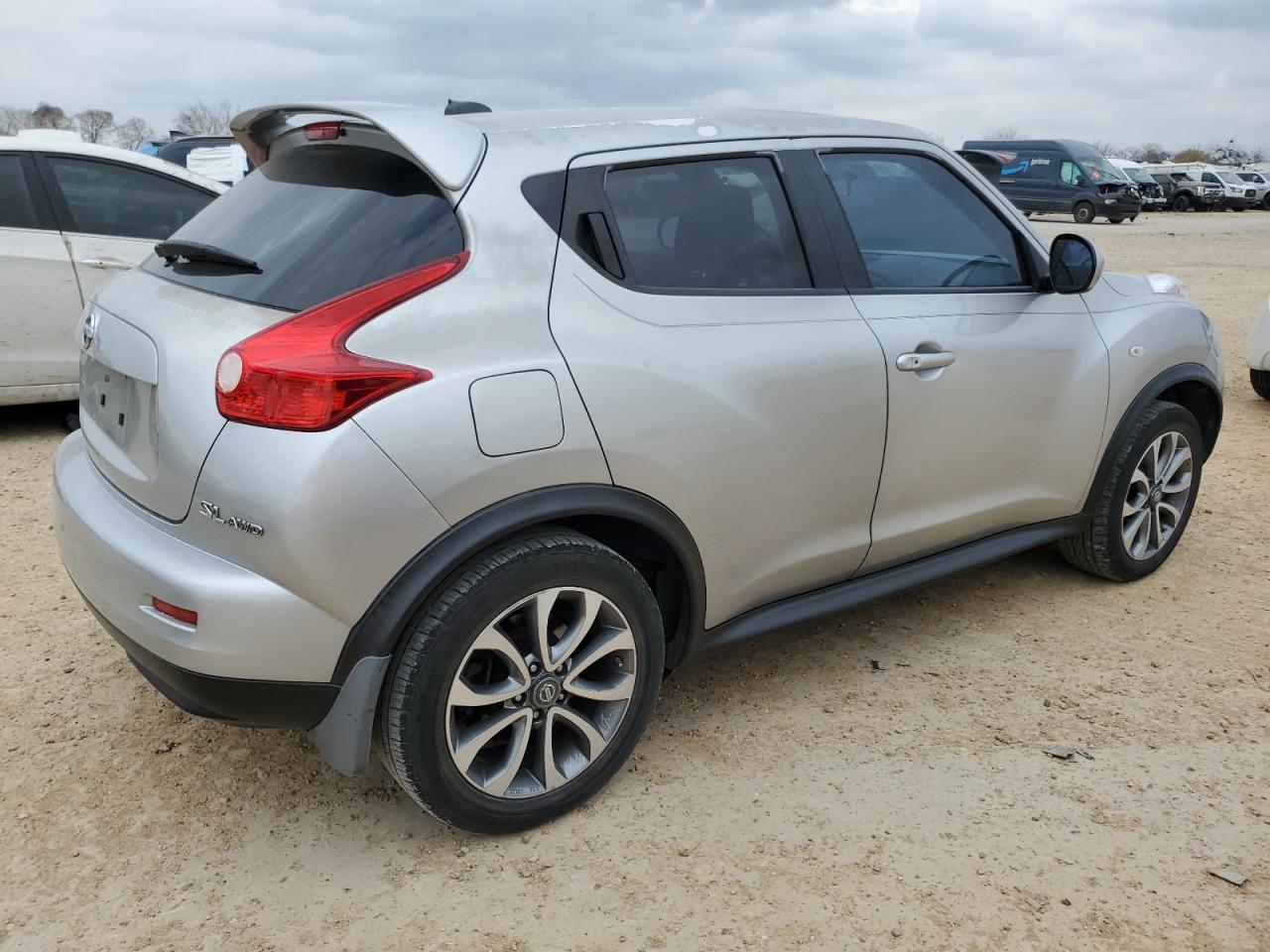 2011 Nissan Juke - Image 3