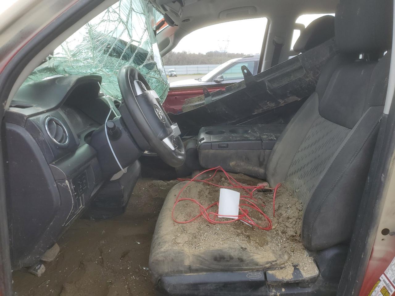 2015 Toyota Tundra - Image 7