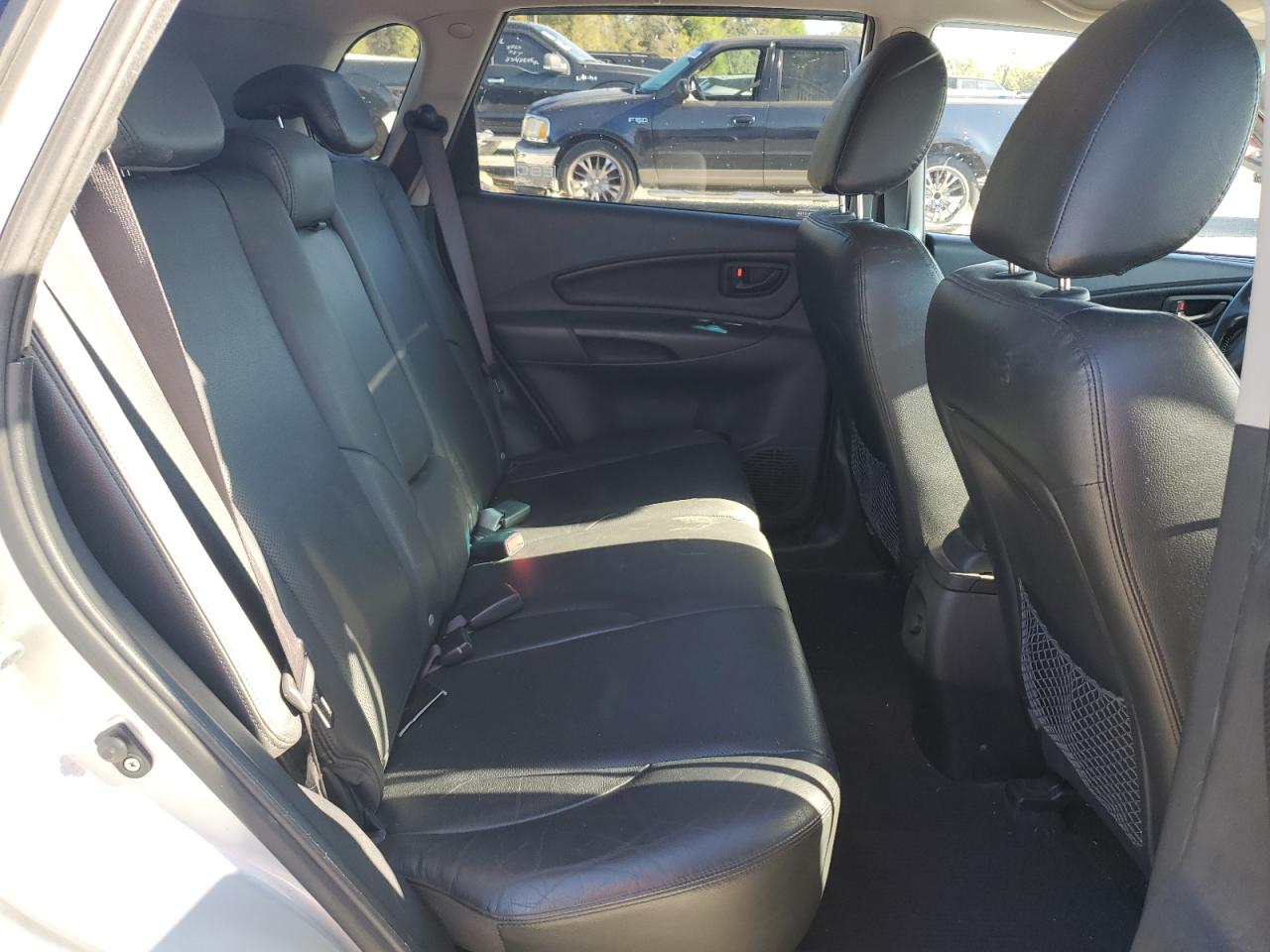 2009 Hyundai Tucson - Image 11
