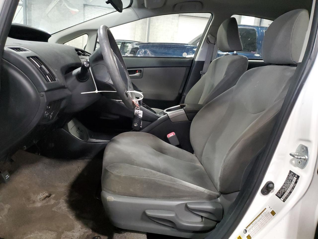 2013 Toyota Prius - Image 7