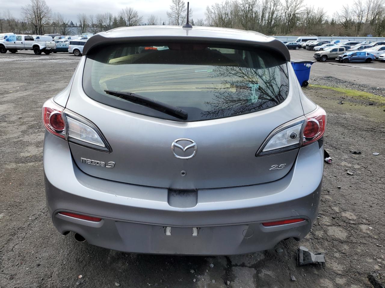 2010 Mazda 3 - Image 6