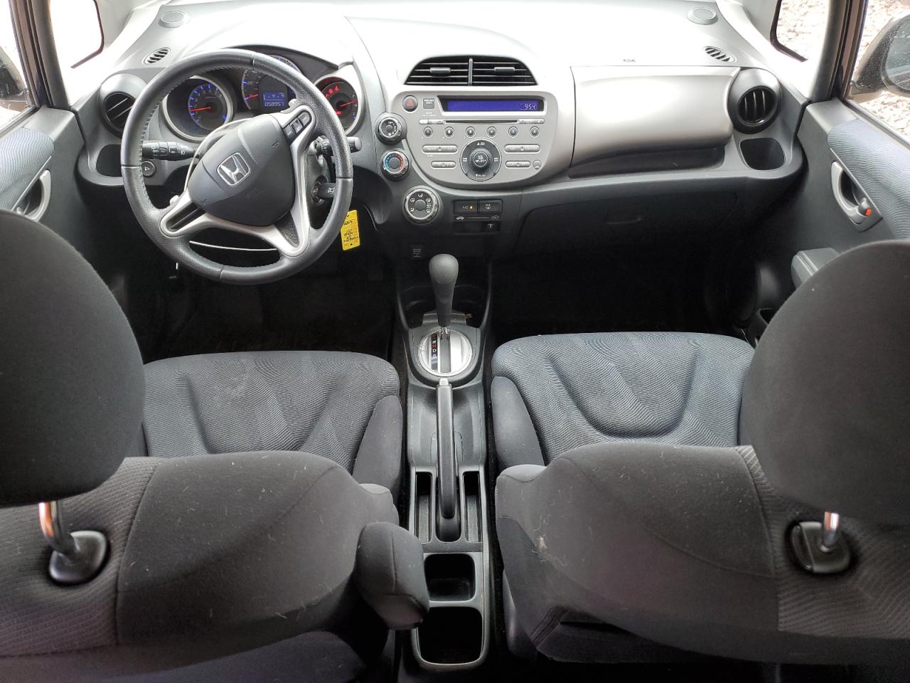 2009 Honda Fit - Image 8