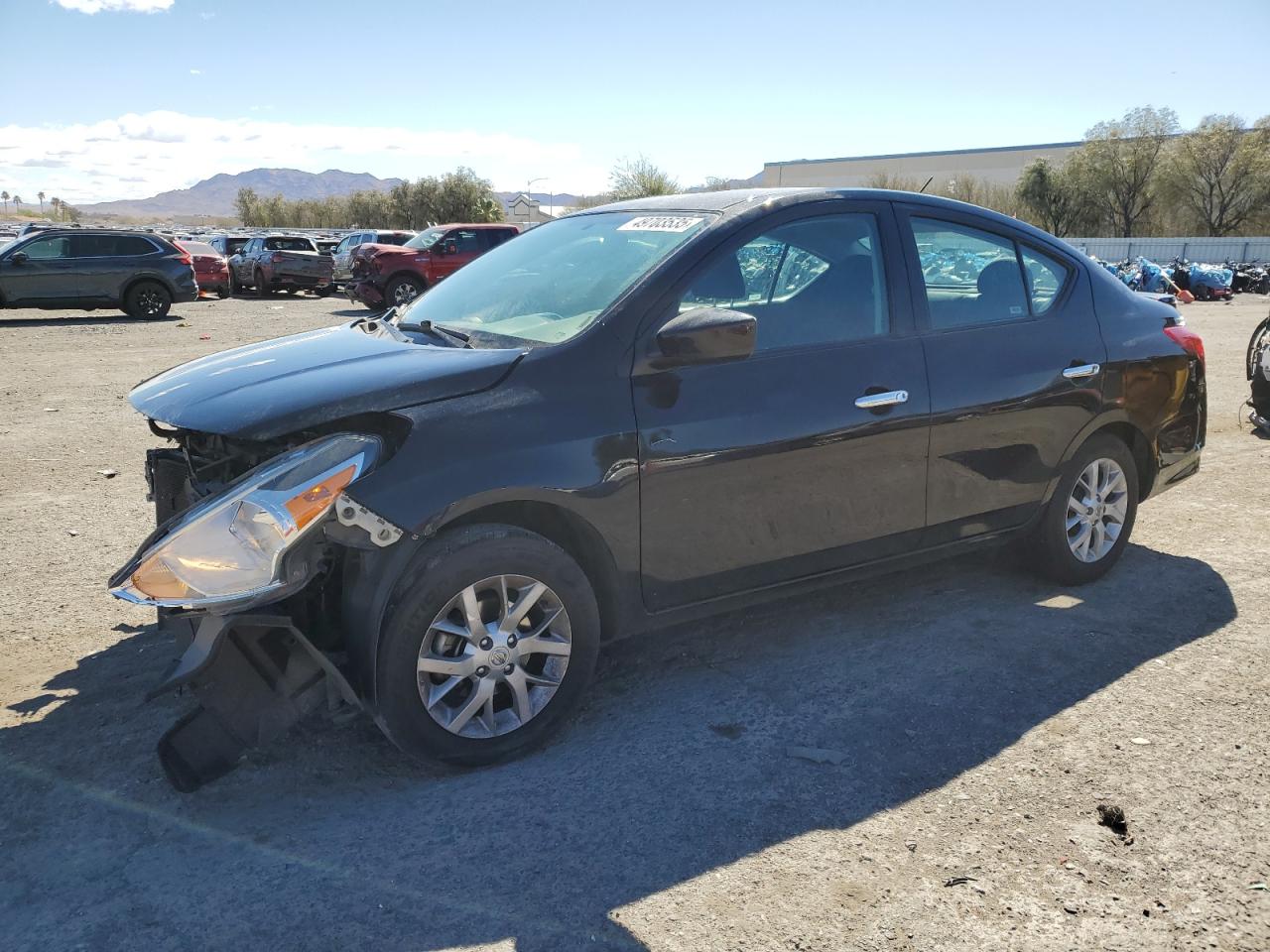 2018 Nissan Versa S zu verkaufen in Las Vegas, NV - Front End