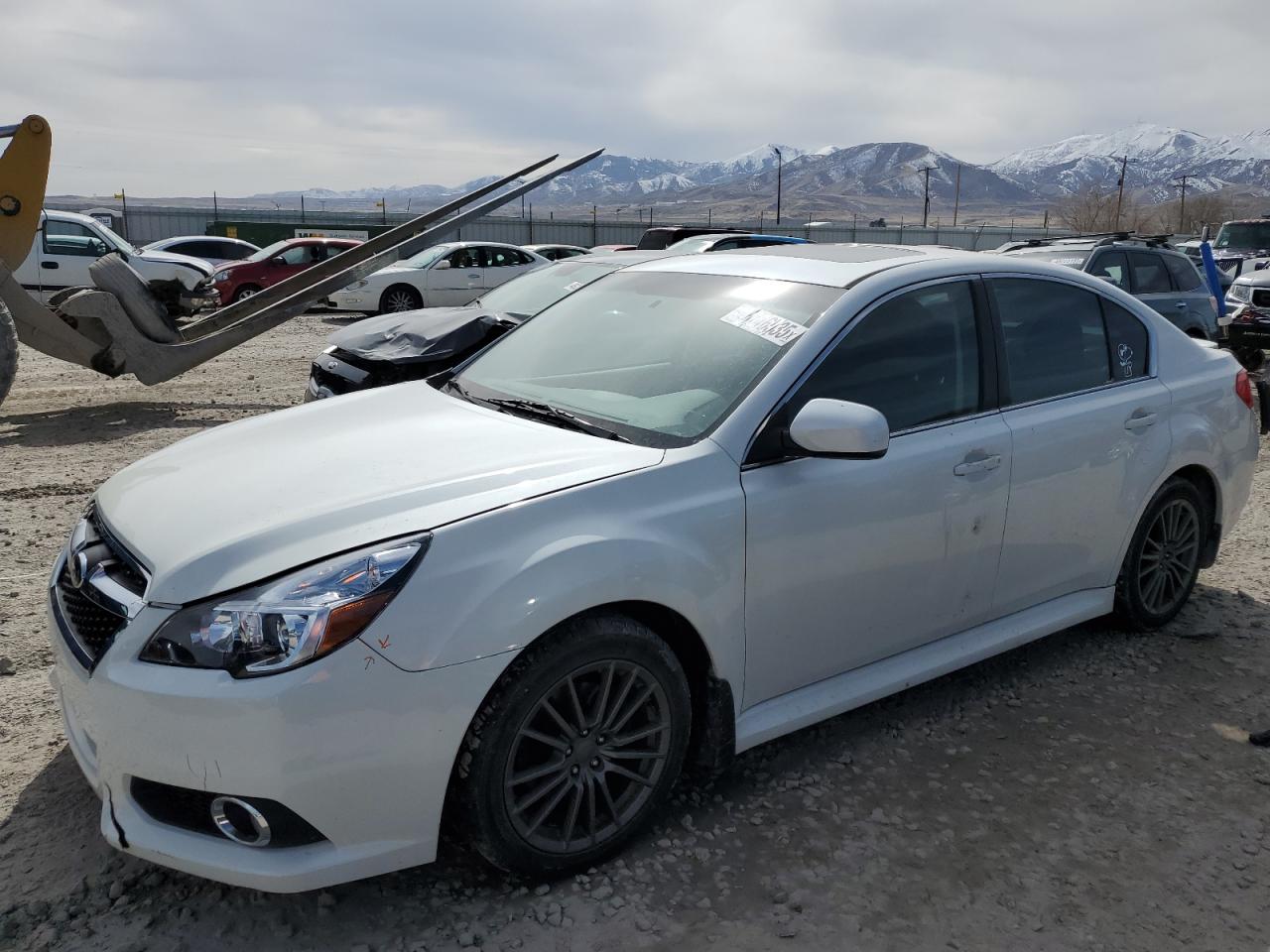 2014 Subaru Legacy - Image 1