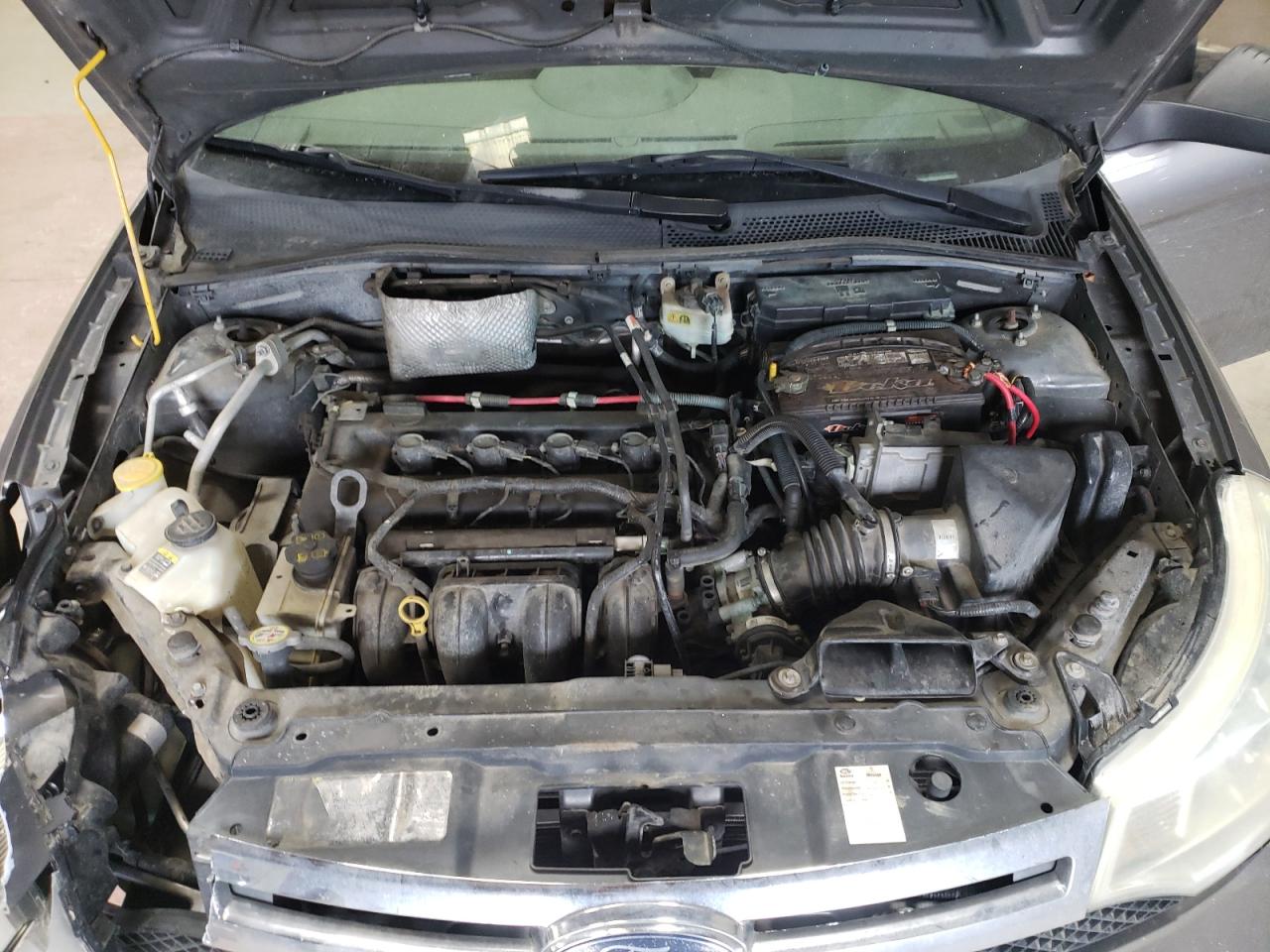 2010 Ford Focus - Image 12