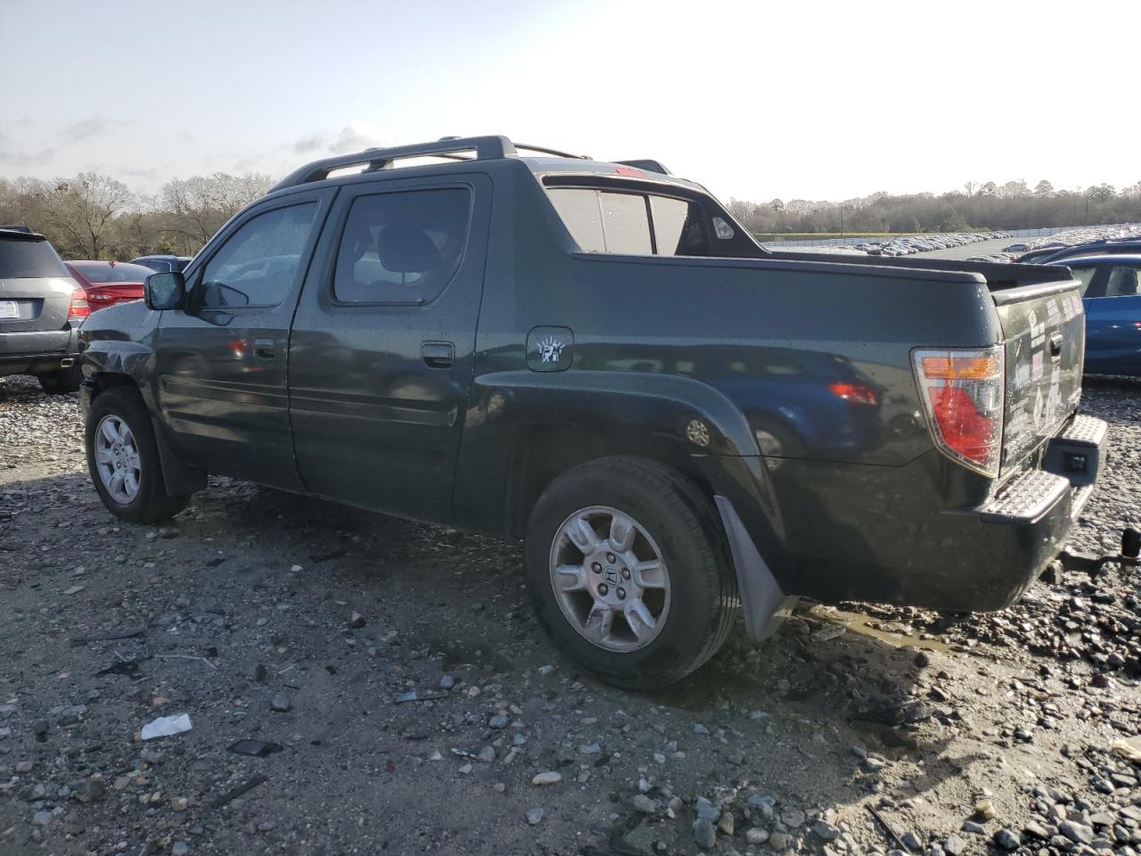 2006 Honda Ridgeline - Image 2