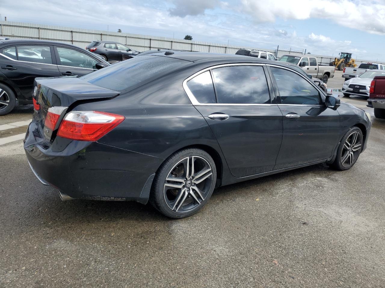 2013 Honda Accord - Image 3