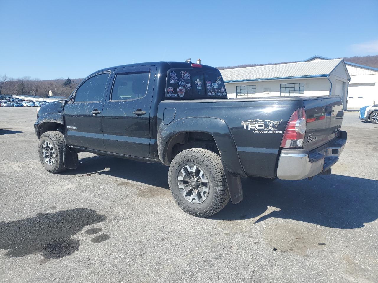 2012 Toyota Tacoma - Image 2