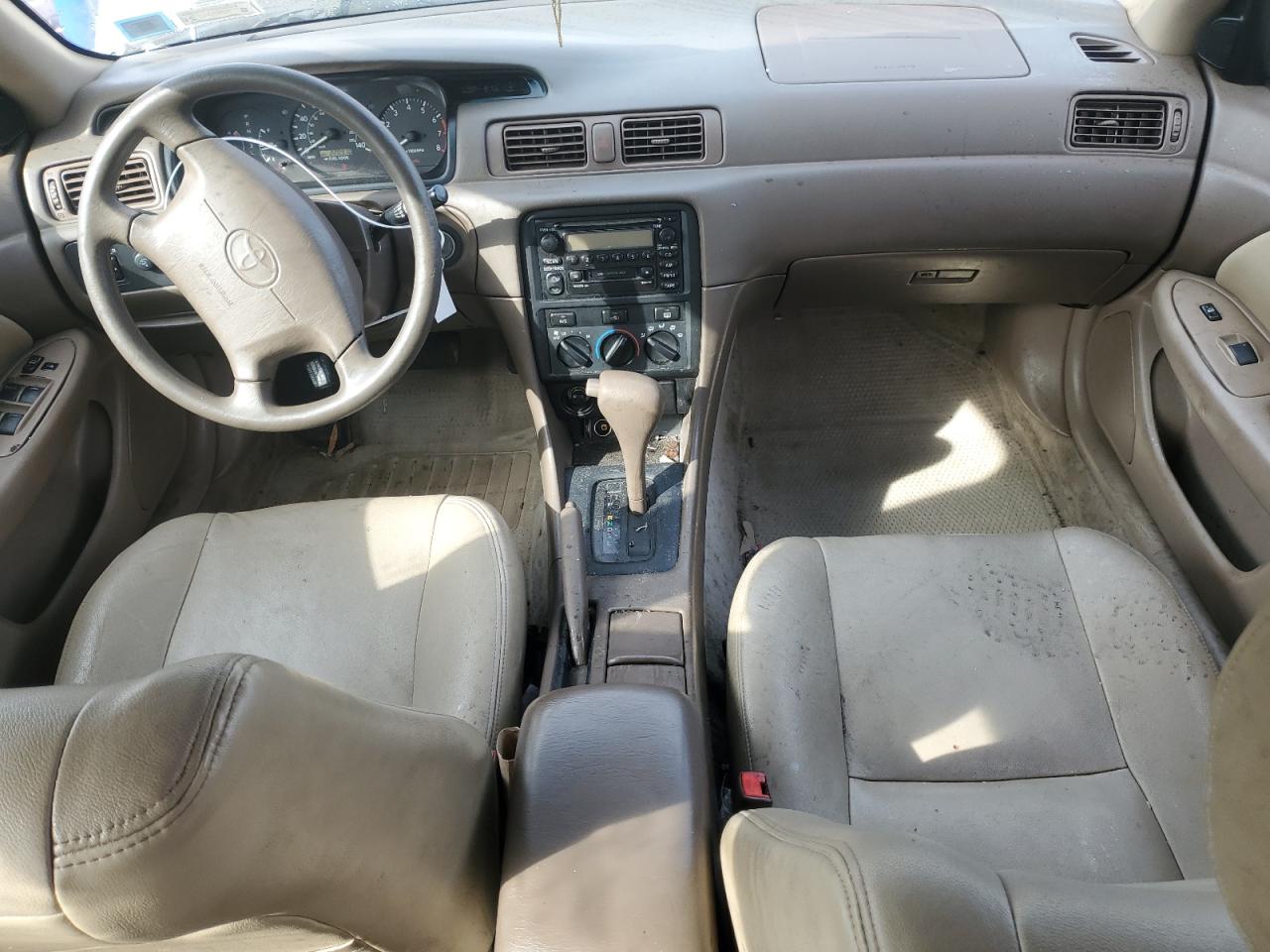 2001 Toyota Camry - Image 8