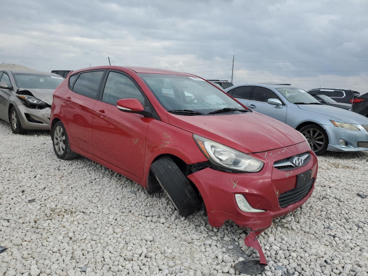 2013 Hyundai Accent - Image 4