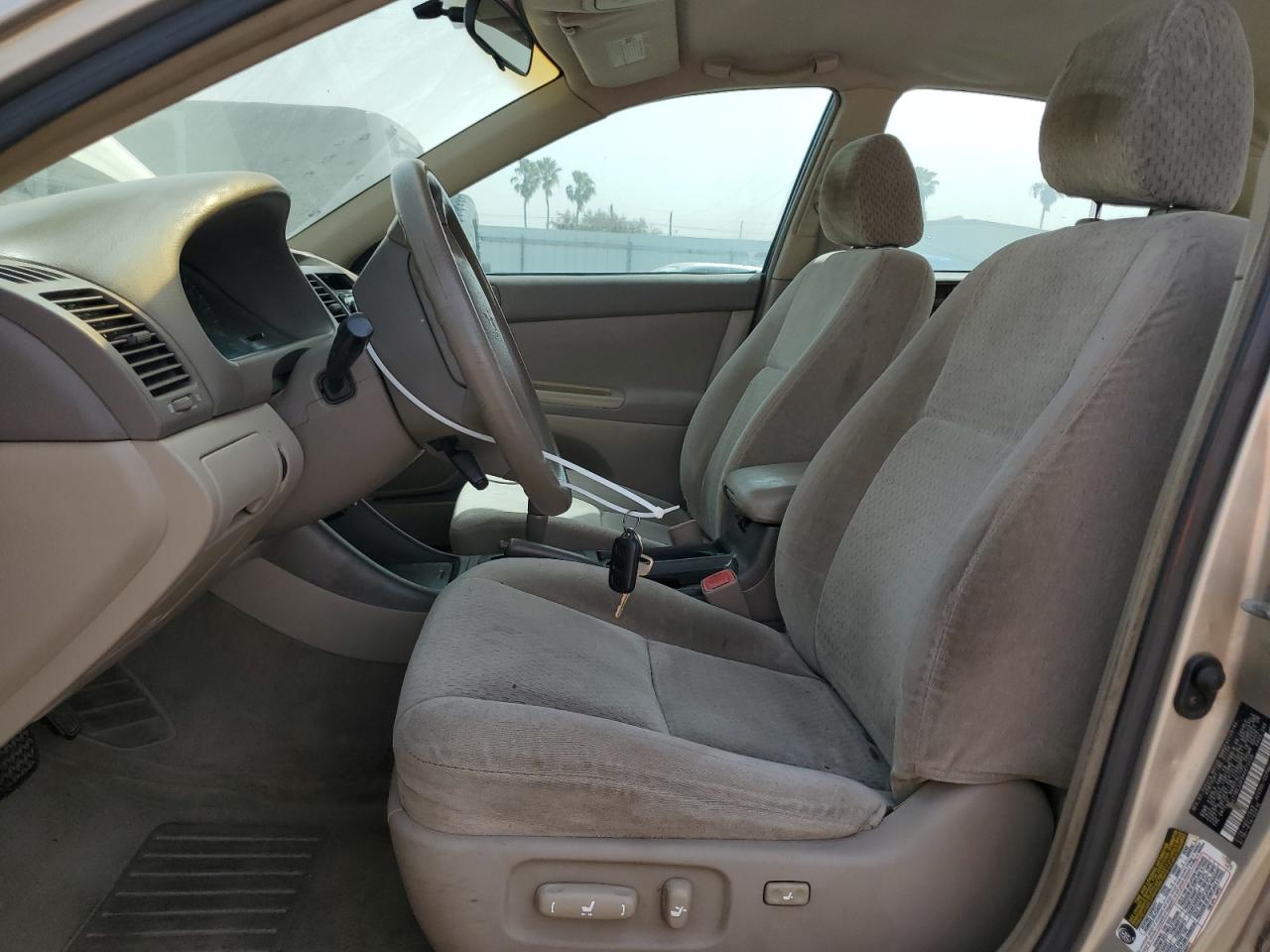 2004 Toyota Camry - Image 7