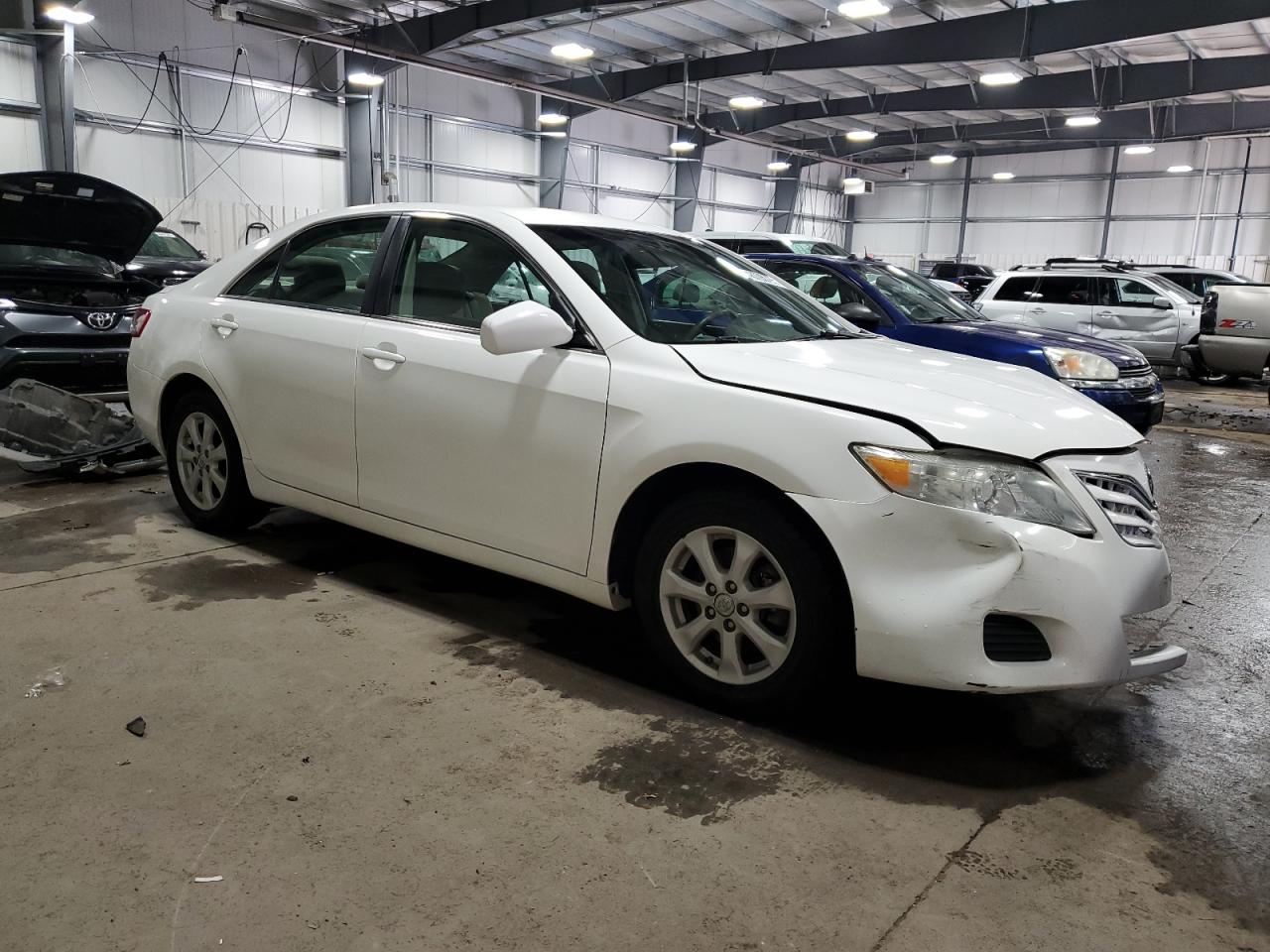 2011 Toyota Camry - Image 4