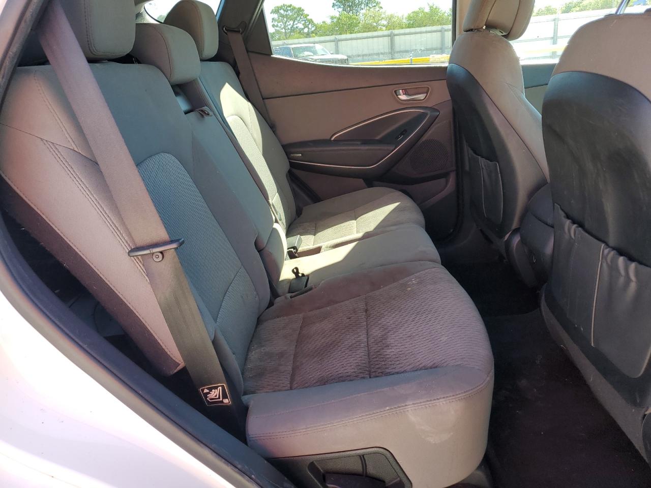 2018 Hyundai Santa Fe - Image 11