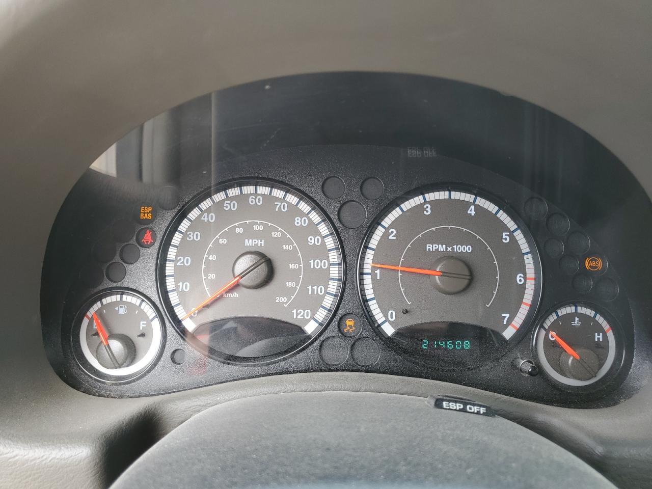 2006 Jeep Liberty (North America) - Image 9