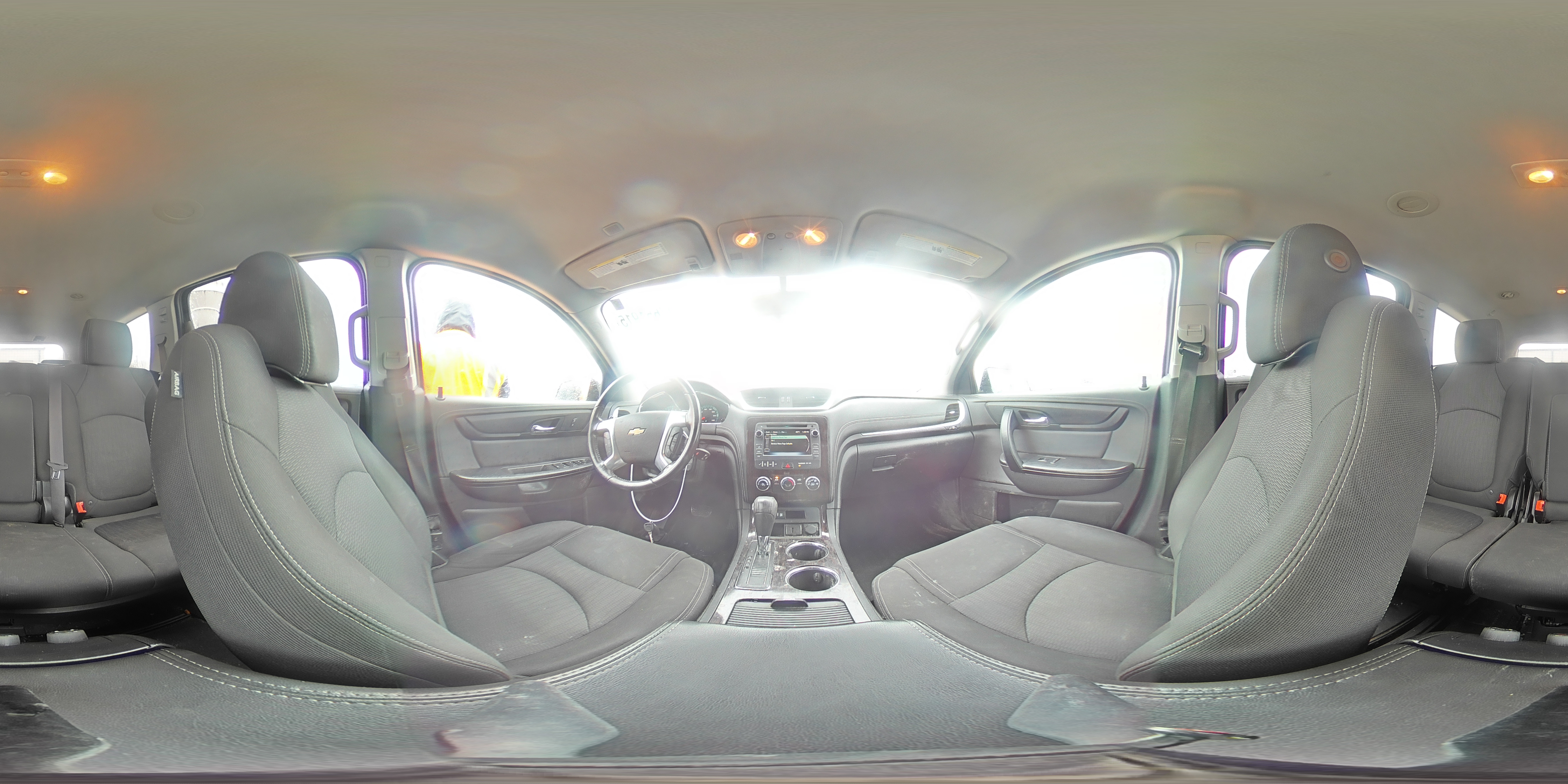 2016 Chevrolet Traverse - Image 15