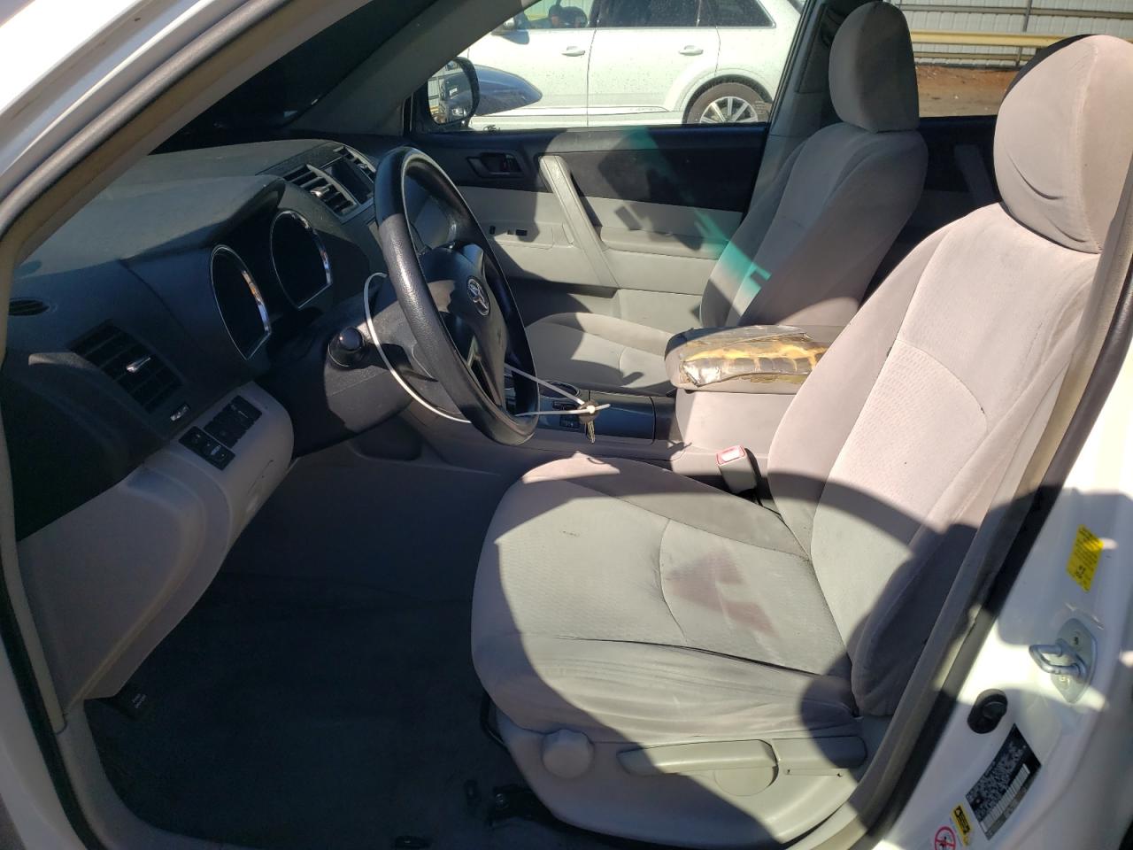 2010 Toyota Highlander - Image 7