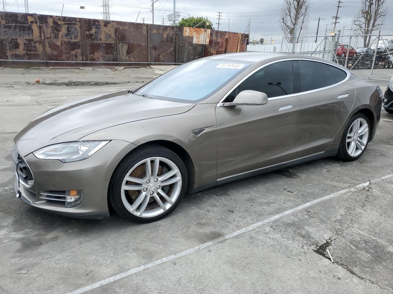 Wilmington, CA에서 판매 중인 2015 Tesla Model S 70D - Minor Dent/Scratches